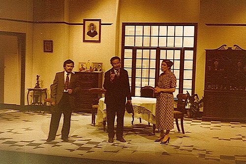 1982_09b_Scene_car