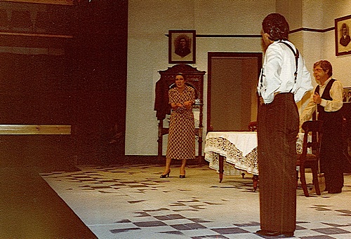 1982_09c_Scene_car